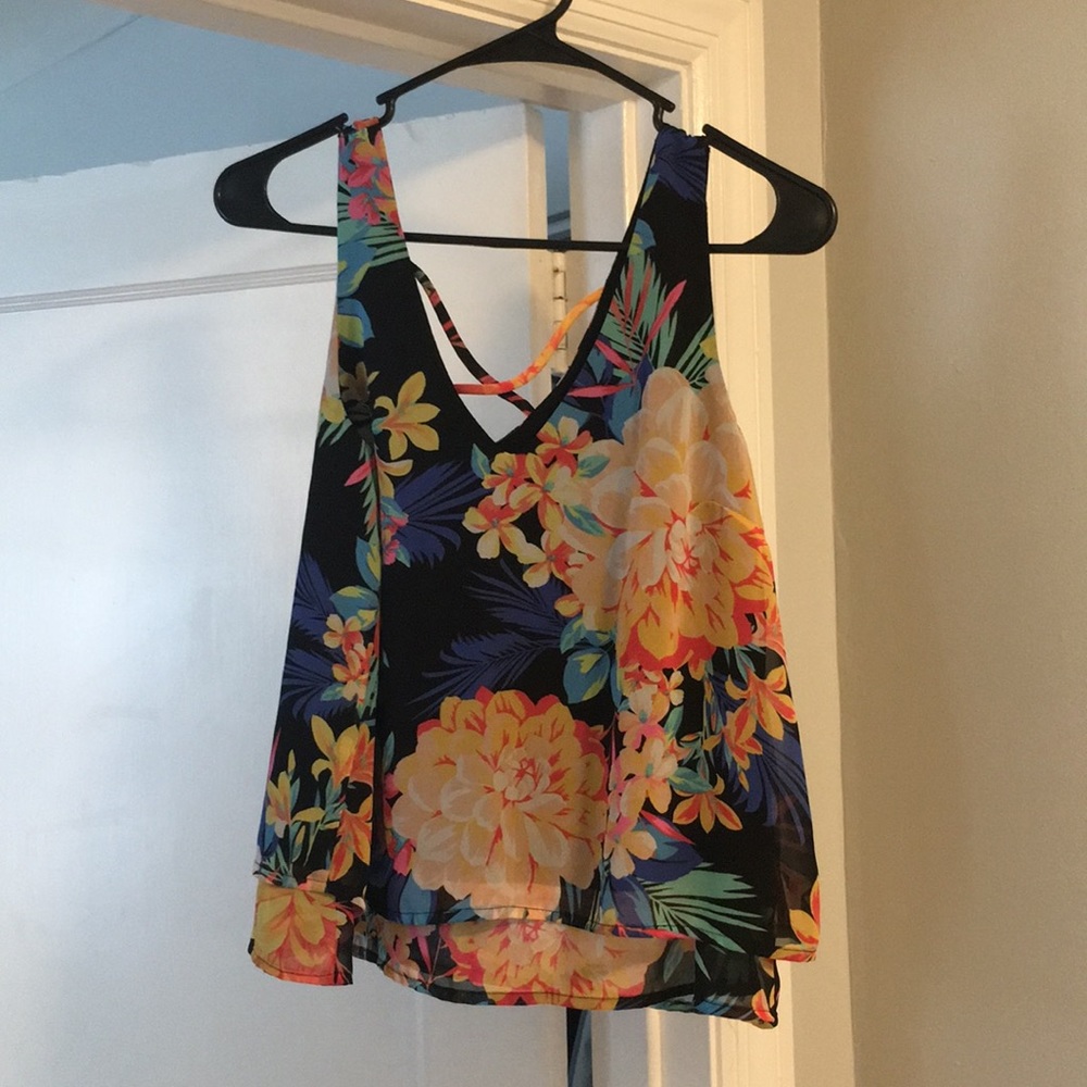 Tropical Top
